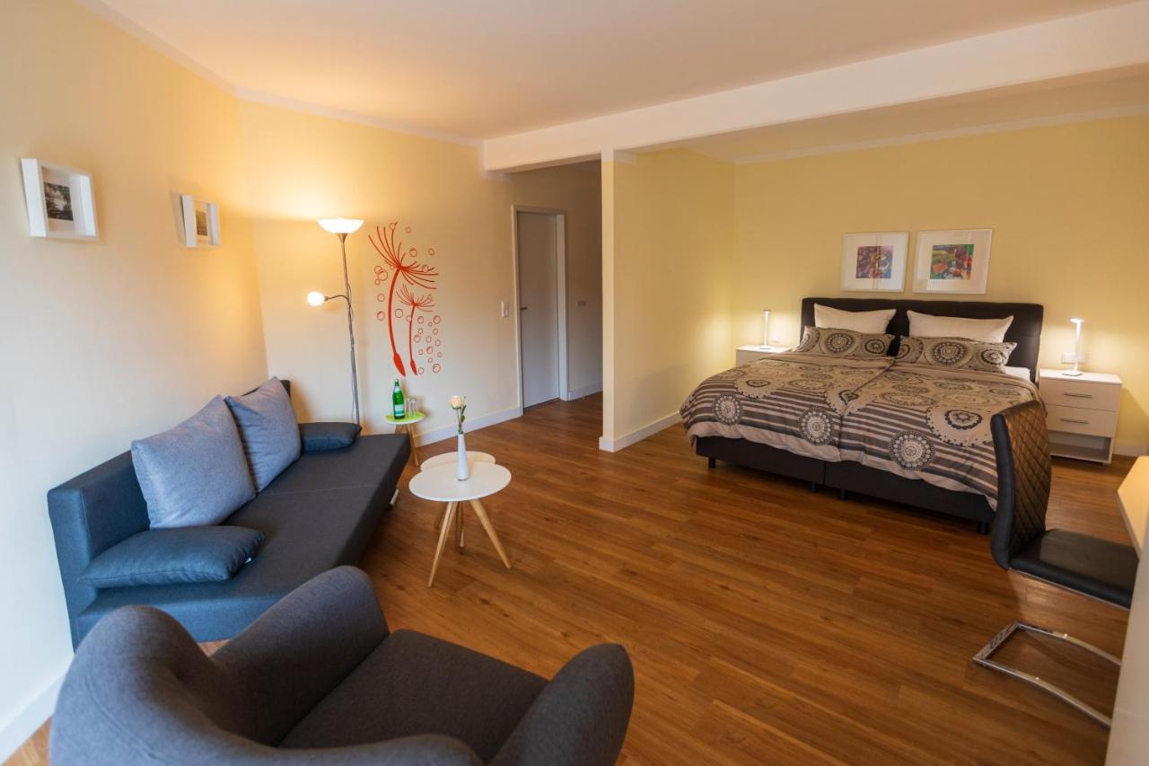 Landhotel Gillenfelder Hof Bagian luar foto