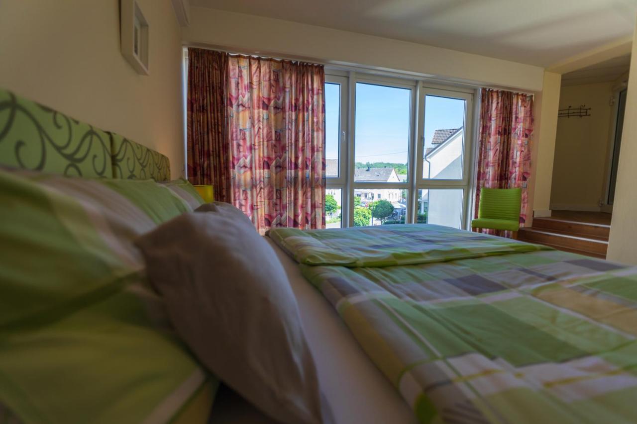 Landhotel Gillenfelder Hof Bagian luar foto