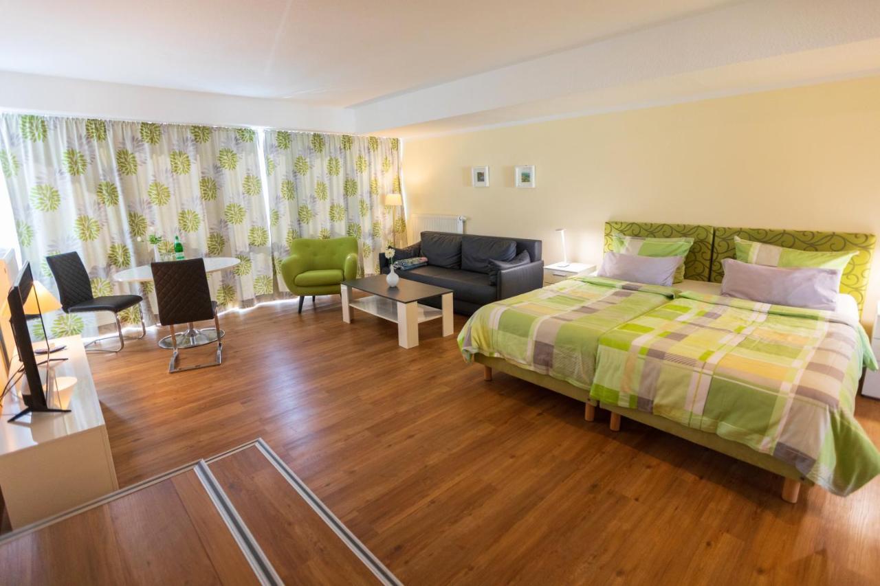 Landhotel Gillenfelder Hof Bagian luar foto