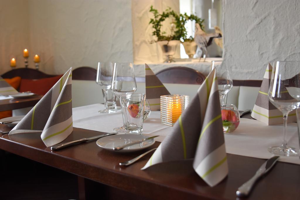Landhotel Gillenfelder Hof Bagian luar foto
