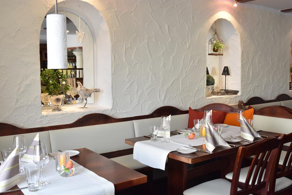 Landhotel Gillenfelder Hof Bagian luar foto