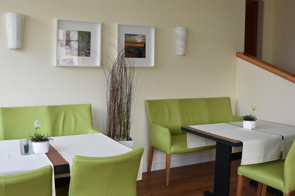Landhotel Gillenfelder Hof Bagian luar foto